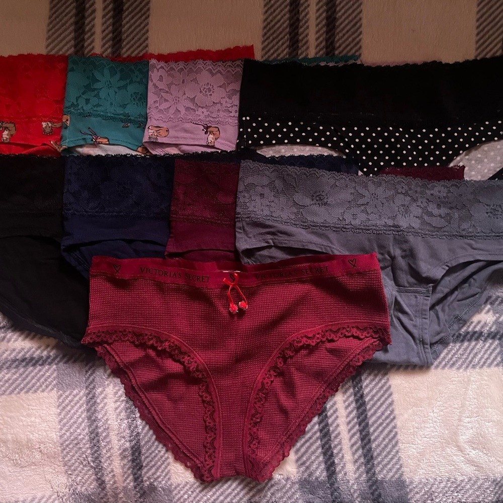 Set of 9 Victoria's Secret' Lace Trim Underwear Size S